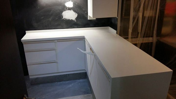 Solid Surfacing Countertop