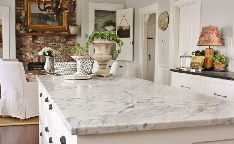 Natural-Marble-Kitchen-Countertop-1.jpg (800×494)