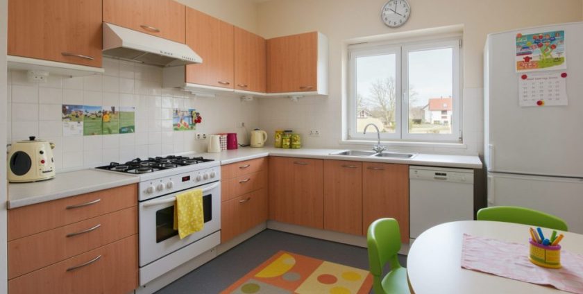 Child Friendly Kitchen Plan, Kitchen Design, Kitchen Space, Kitchen Planning, Space For Kitchen Safety, Home Kitchen Safety Planning, Child Safe Kitchen, Home Kitchen That Is Safe, Child Friendly Home Space, Planning A Safe Kitchen